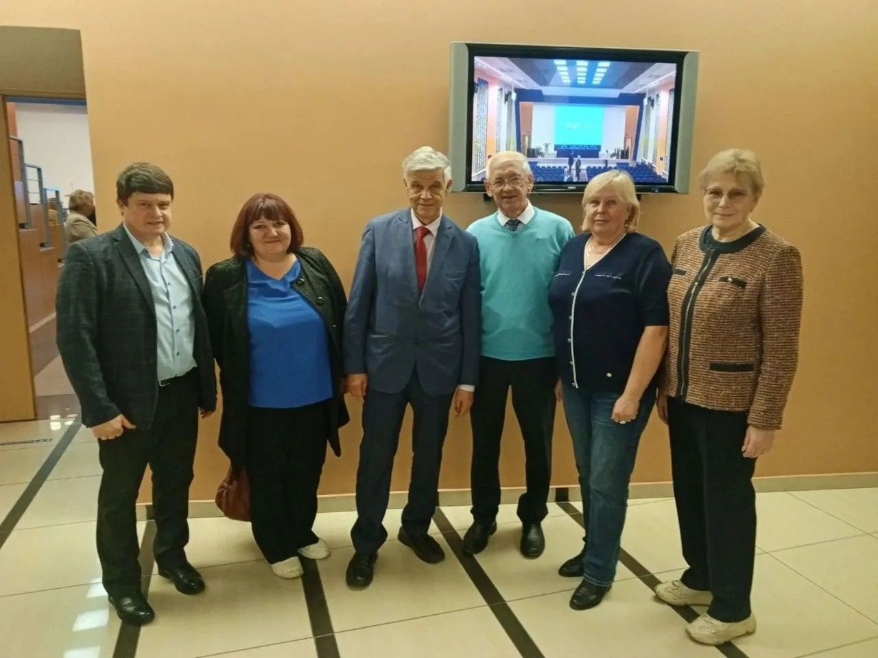 Председатель профсоюза Института стандартизации приняла участие в заседании Совета Московской Федерации профсоюзов, фотография 2
